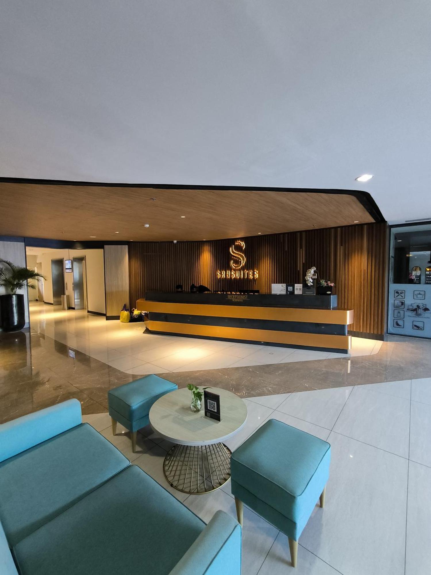 סוראבאיה Skysuites Residence מראה חיצוני תמונה